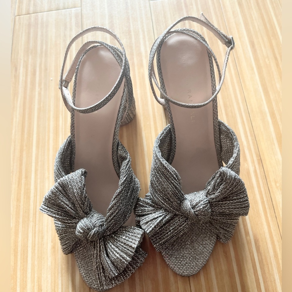 Loeffler Randal Camellia Bow Metallic 8.5
